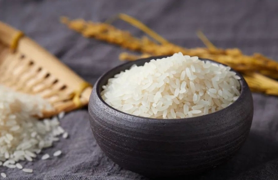 蒸米饭时只需1个改变，就能帮你平稳血脂、血糖！转给需要的人！